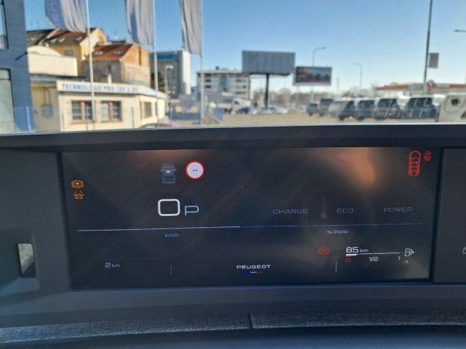 Peugeot 5008, Peugeot 5008 5008 ALLURE Hybrid 136 e-DCS6, barva modrá