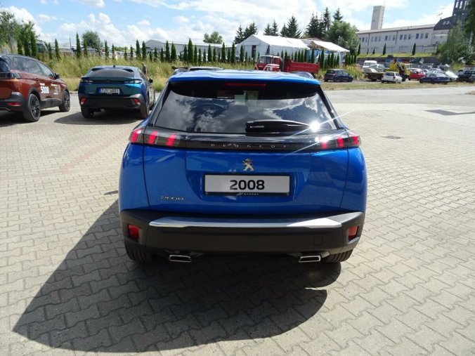 Peugeot 2008, Peugeot 2008 ALLURE 1,2 PureTech 130k MAN6, barva modrá