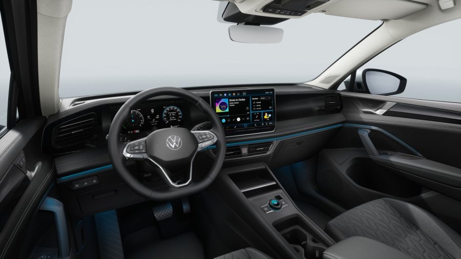 Volkswagen Tiguan, Tiguan People 1,5 TSI 150 kW eHybrid, barva bílá