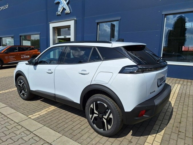 Peugeot 2008, Peugeot 2008 ALLURE PureTech 100 MAN6, barva bílá