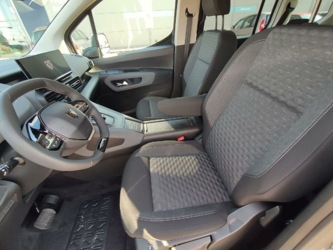 Peugeot Rifter, Peugeot Rifter GT 1.5 HDI 130k AUT8, barva stříbrná