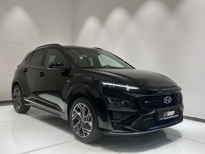 Hyundai Kona, 1,6 T-GDI 145 kW (95 NAT) 7 st. DCT 4×4, barva černá
