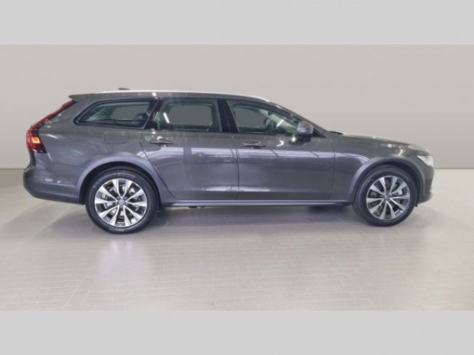 Volvo V90, B4 2.0L 197+14 HP AT8 AWD CROS, barva šedá