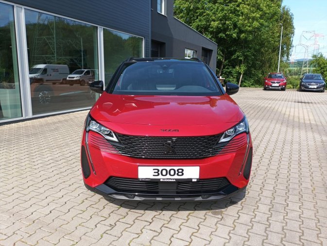 Peugeot 3008, Peugeot 3008 GT PACK 1.2 PureTech 130 EAT8, barva červená