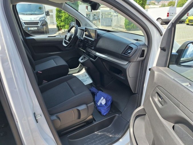 Peugeot Traveller, Peugeot Traveller Expert Combi L3 2.0 BHDi 180 E, barva bílá