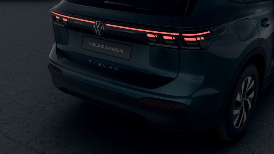 Volkswagen Tiguan, Tiguan People 2,0 TDI 110 kW, barva modrá