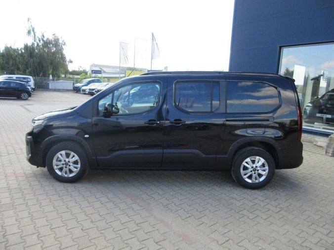 Peugeot Rifter, Peugeot Rifter LONG ALLURE HDi 130 MAN6 7míst, barva černá