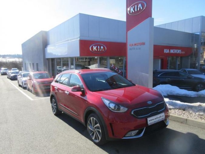 Kia Niro, 1.6 GDi 6 DCT HEV EXCLUSIVE, barva červená
