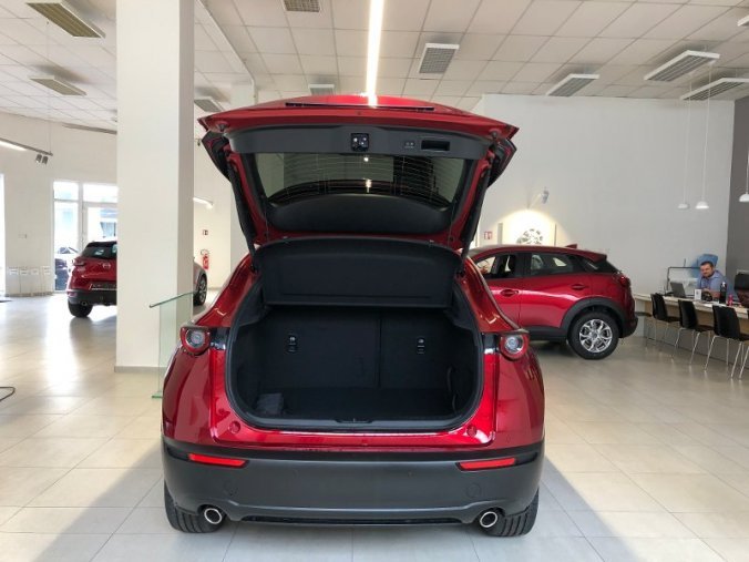 Mazda CX-30, 2.0i G 122, barva červená
