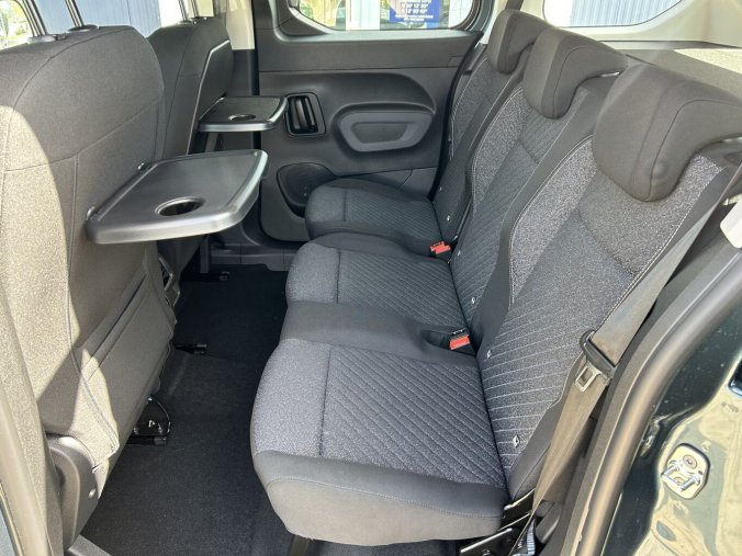 Peugeot Rifter, Peugeot Rifter ALLURE BlueHDi 100 S&S MAN6, barva modrá