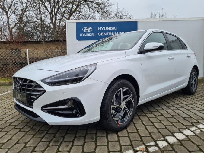 Hyundai i30, 1,0 T-GDI 88 kW MT, barva bílá