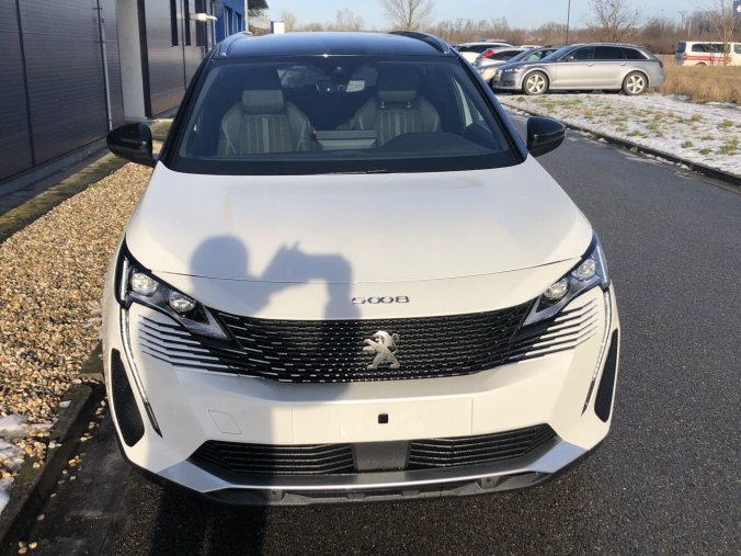 Peugeot 5008, Peugeot 5008 GT BlueHDi 130 S&S EAT8, barva bílá