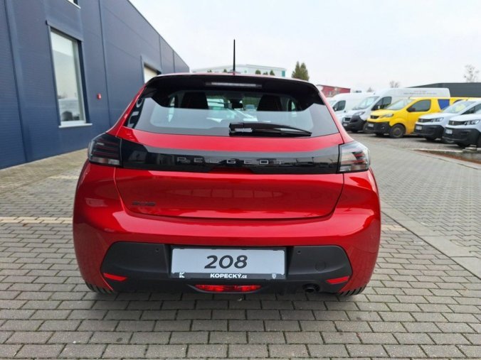 Peugeot 208, Peugeot 208 ACTIVE PureTech 100  MAN6, barva červená