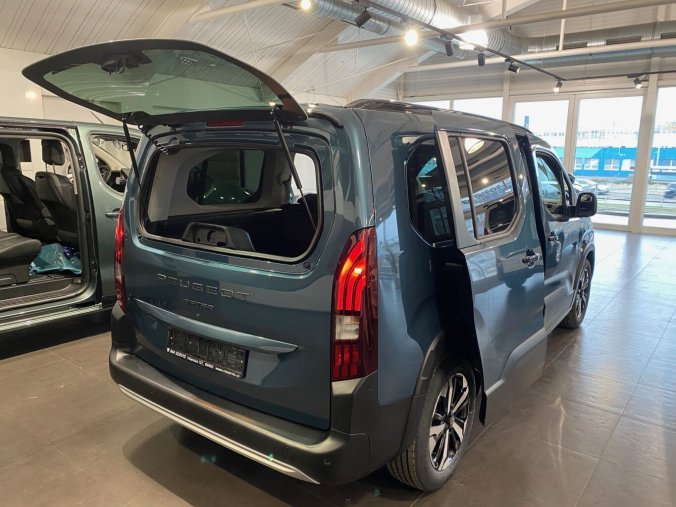Peugeot Rifter, Peugeot Rifter LONG GT BlueHdi EAT8 - 7MÍST - 6266, barva modrá