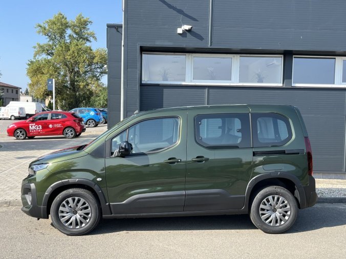 Peugeot Rifter, Peugeot Rifter ALLURE PureTech 110 S&S MAN6, barva zelená
