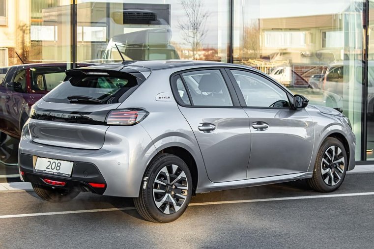 Peugeot 208, Peugeot 208 1,2   STYLE Turbo 100 MAN6, barva šedá