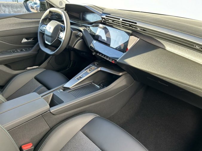 Peugeot 308, Peugeot 308 SW ALLURE PureTech 130 AT, barva modrá