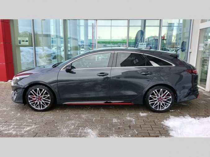 Kia ProCeed, 1.6 T-GDi GPF 7DCT GT MY24, barva šedá