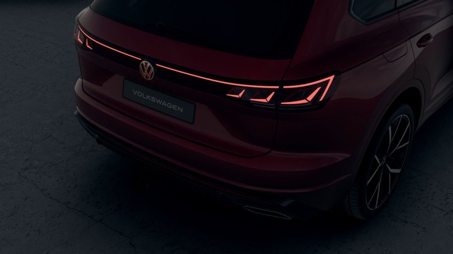 Volkswagen Touareg, Touareg R-Line V6 3,0 TDI 210 kW 4MOT, barva červená