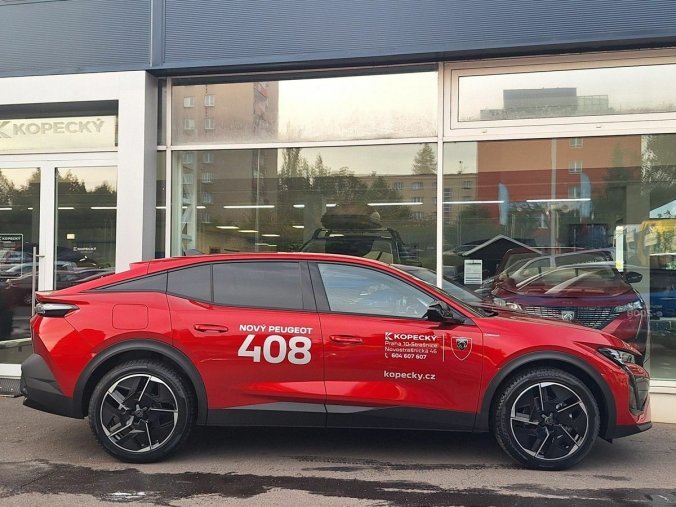 Peugeot 408, Peugeot 408 GT Hybrid 145 e-DCS6, barva červená