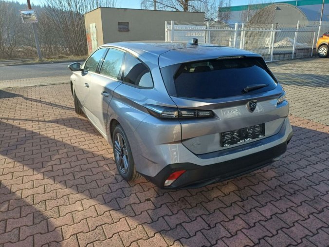 Peugeot 308, Peugeot 308 SW STYLE Hybrid 145 e-DCS6, barva šedá