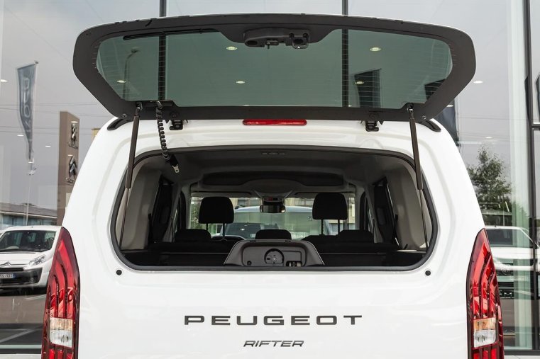 Peugeot Rifter, Peugeot Rifter 1,5 LONG GT BHDi130 S&S EAT8, barva bílá