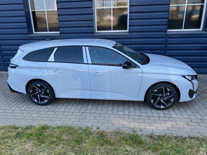 Peugeot 308, Peugeot 308 SW ALLURE BlueHDi 130 EAT8  - 2532, barva bílá