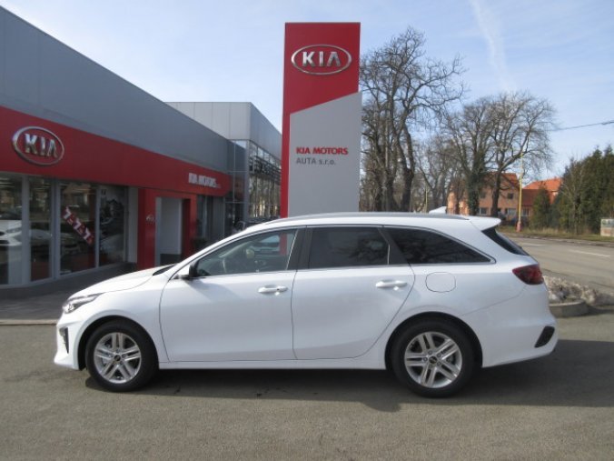 Kia Ceed, 1.5 T-GDi TOP, barva bílá