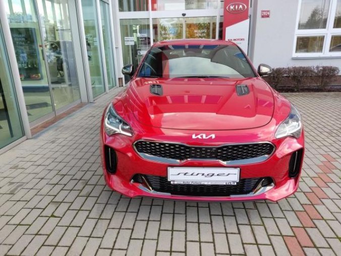 Kia Stinger, 3.3 V6 T-GDi 4x4 8A/T GT MY23, barva červená