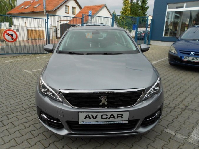 Peugeot 308, 5dv. ACTIVE 1.2 PureTech 130 S, barva bílá
