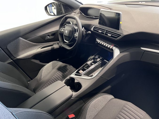 Peugeot 3008, Peugeot 3008 ACTIVE PACK BlueHDi 130 S&S EAT8, barva modrá