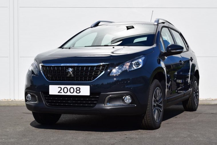 Peugeot 2008, ACTIVE 1.2 PureTech 110k MAN6, barva šedá