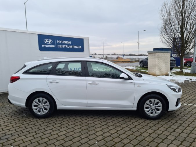 Hyundai i30, 1,5i 81 kW MT, barva bílá