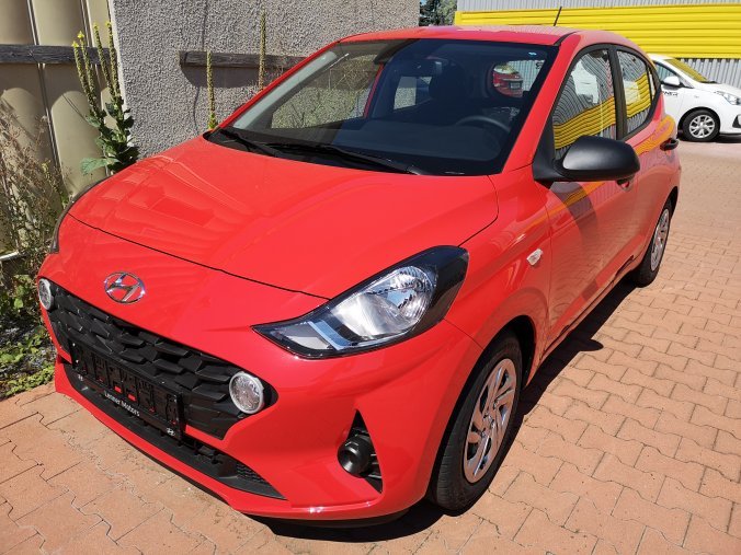 Hyundai i10, 1,0i 49 kW (95 NAT) 5 st. man, barva červená