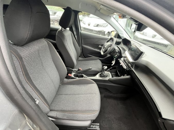 Peugeot 208, Peugeot 208 STYLE PureTech 100k MAN6, barva šedá