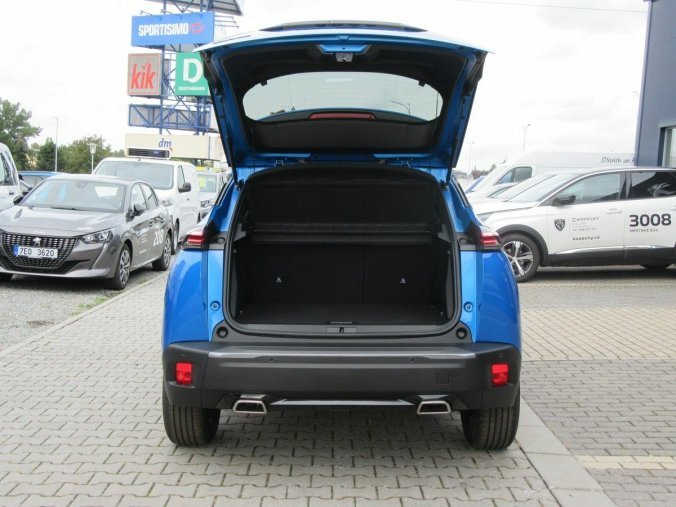 Peugeot 2008, Peugeot 2008 2008 ALLURE  130  EAT8, barva modrá