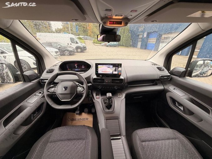 Peugeot Rifter, Peugeot Rifter ALLURE PureTech 110k MAN6, barva zelená