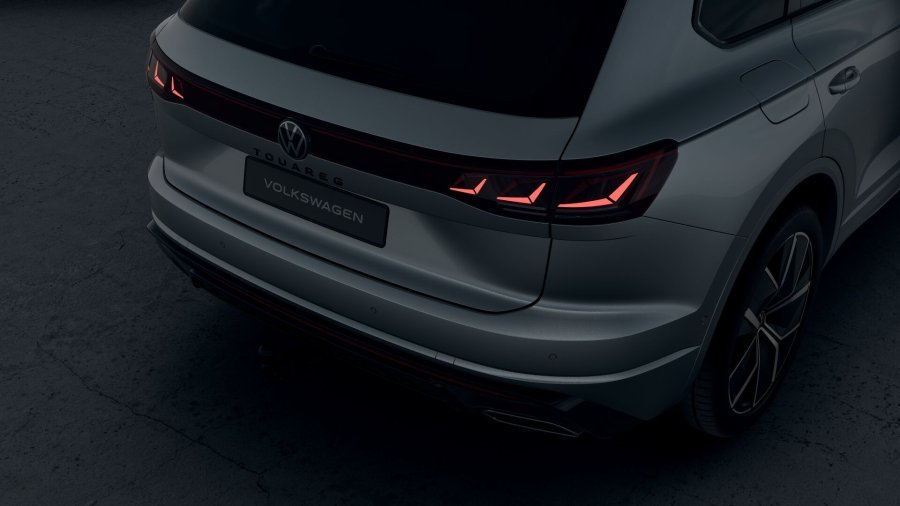 Volkswagen Touareg, Touareg R-Line V6 3,0 TDI 210 kW 4MOT, barva stříbrná
