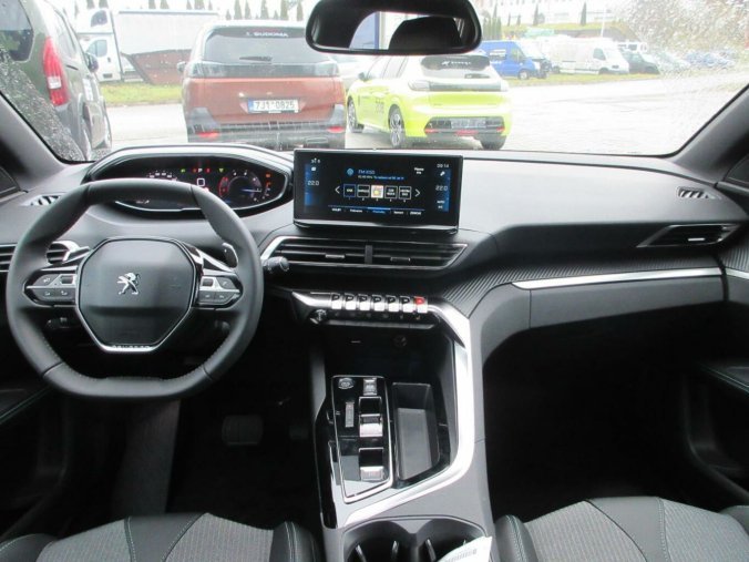 Peugeot 5008, Peugeot 5008 ALLURE BlueHDi 130 S&S EAT 8, barva šedá