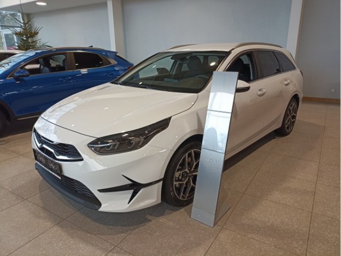 Kia Ceed, SW 1,5 T-GDi GPF TOP 118kw, barva bílá