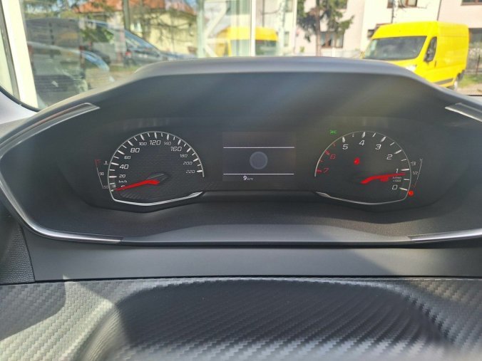 Peugeot 208, Peugeot 208 STYLE 1.2 PT 75K MAN5, barva žlutá
