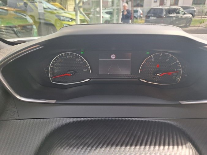 Peugeot 2008, Peugeot 2008 STYLE 1.2 PT 100k MAN6, barva šedá