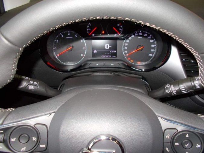 Volvo XC40, T2 1.5L 129 HP AT8 FWD CORE, barva modrá