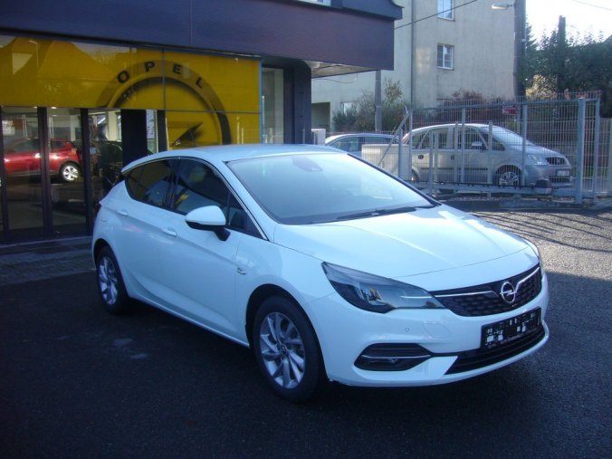 Opel Astra, ELEGANCE, barva bílá