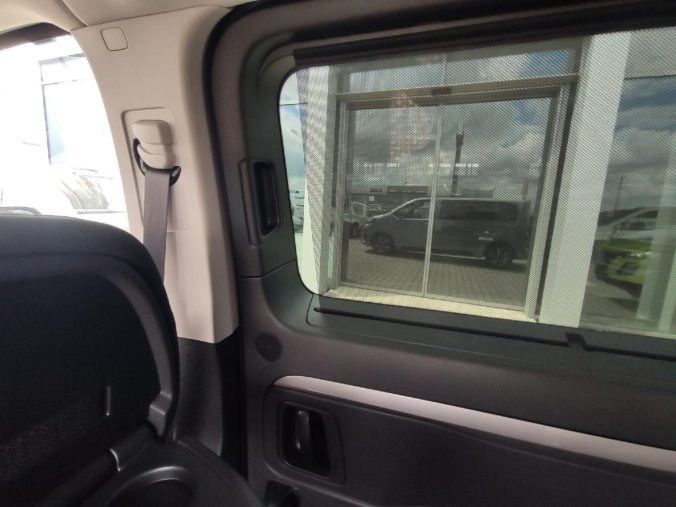 Peugeot Traveller, Peugeot Traveller L2 2.2 HDI 150k MAN6 WEBASTO, barva stříbrná