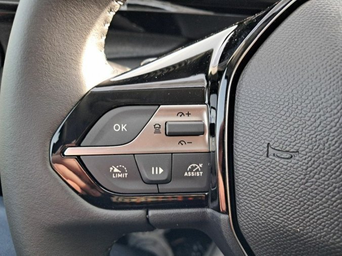 Peugeot 308, Peugeot 308 308 SW ALLURE Hybrid 136 e-DCS, barva modrá