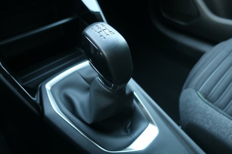Peugeot 208, Peugeot 208 STYLE 100k MAN6, barva zelená