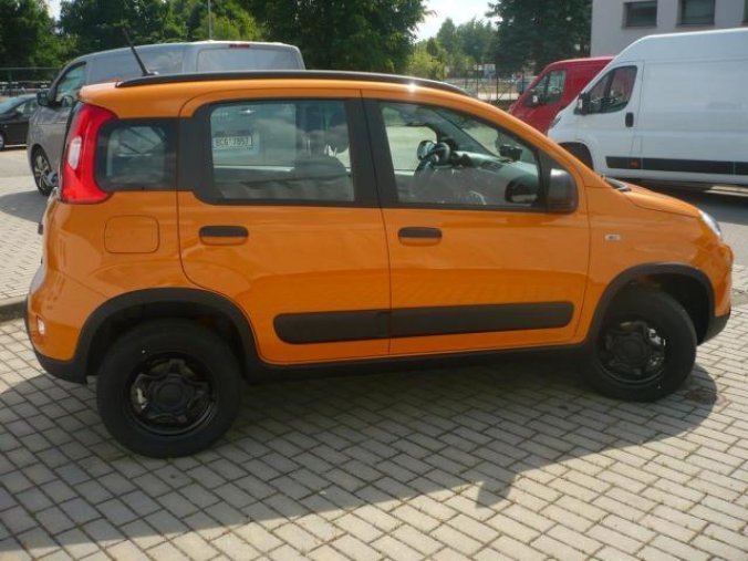 Fiat Panda, 4x4 0.9 twinAir Wild, barva oranžová