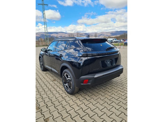 Peugeot 2008, Peugeot 2008 2008 ALLURE PureTech 100 S&S MAN6, barva černá