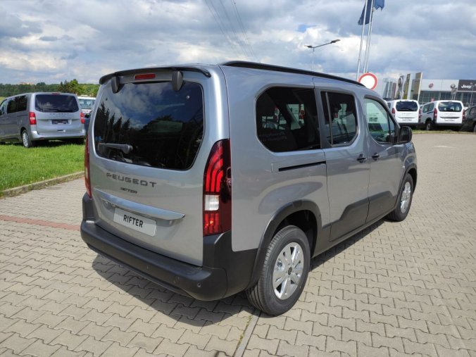 Peugeot Rifter, Peugeot Rifter ALLURE 1.5 HDI 130k MAN6 7míst, barva stříbrná